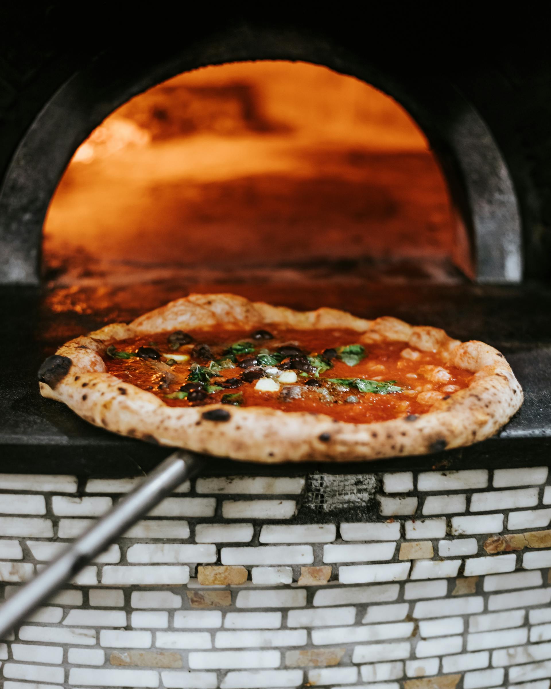 Image of Pizza napolitana Pompeii – Naples, Italy
